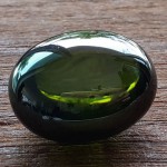 KG-112 Gorgeous color !! Olive Green Oval NAGA EYE or Manee Naga, eye of Naga Thai-Laos fetish talisman Cave Crystal Magic super Power Amulet